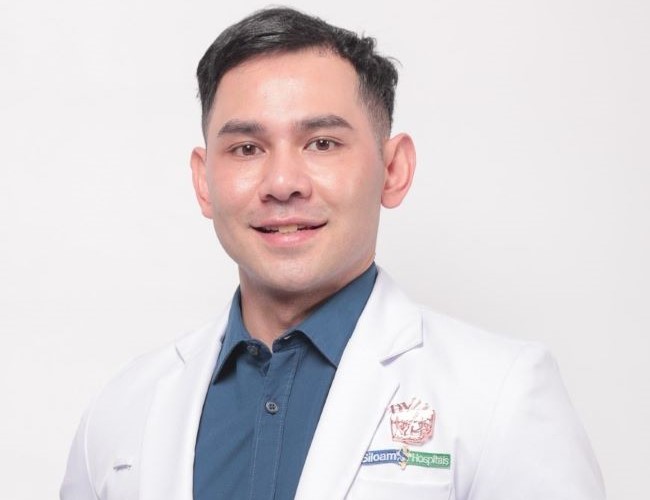 dr. Andy Manggabarani, SpDV Dokter Kulit Makassar - Photo by Siloam Hospitals Site