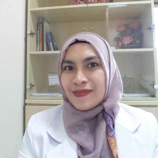 dr. Herni, Sp.DVE Dokter Kulit Pontianak - Photo by Erha Google