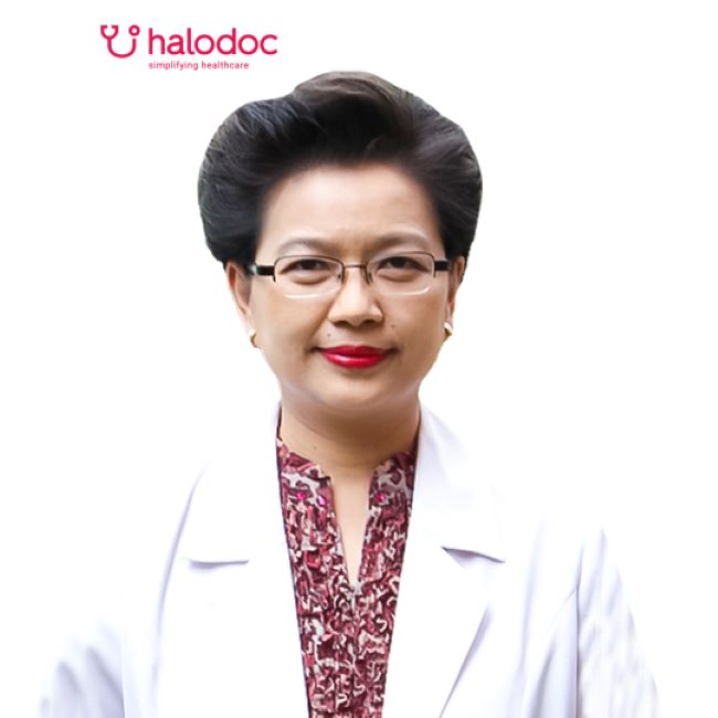dr. Yuliana Teguh, Sp.KK Dokter Kulit Pontianak - Photo by Halodoc
