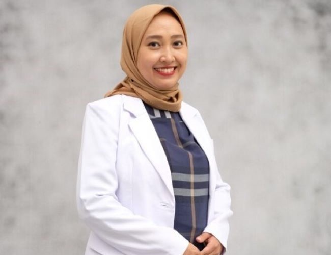 dr. Endra Yustin E S dr, Sp.KK Dokter Kulit Solo - Photo by Google