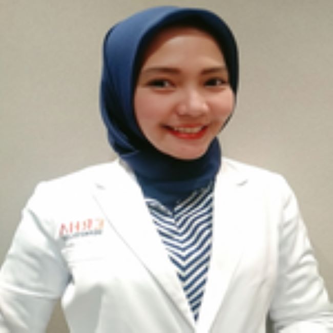 dr. Puteri Banyumas Widaninggar Dokter Kulit Samarinda - Photo by Erha Clinic Site